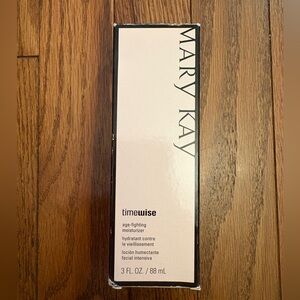 Mary Kay timewise age fighting moisturizer